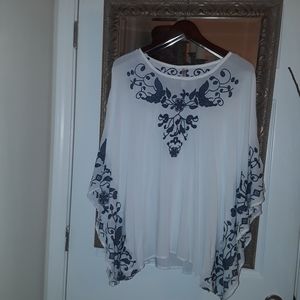 Monoreno Blouse